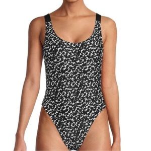 Calvin Klein One Piece Swimsuit Scoop Neck Abstract Print Size Medium NWT